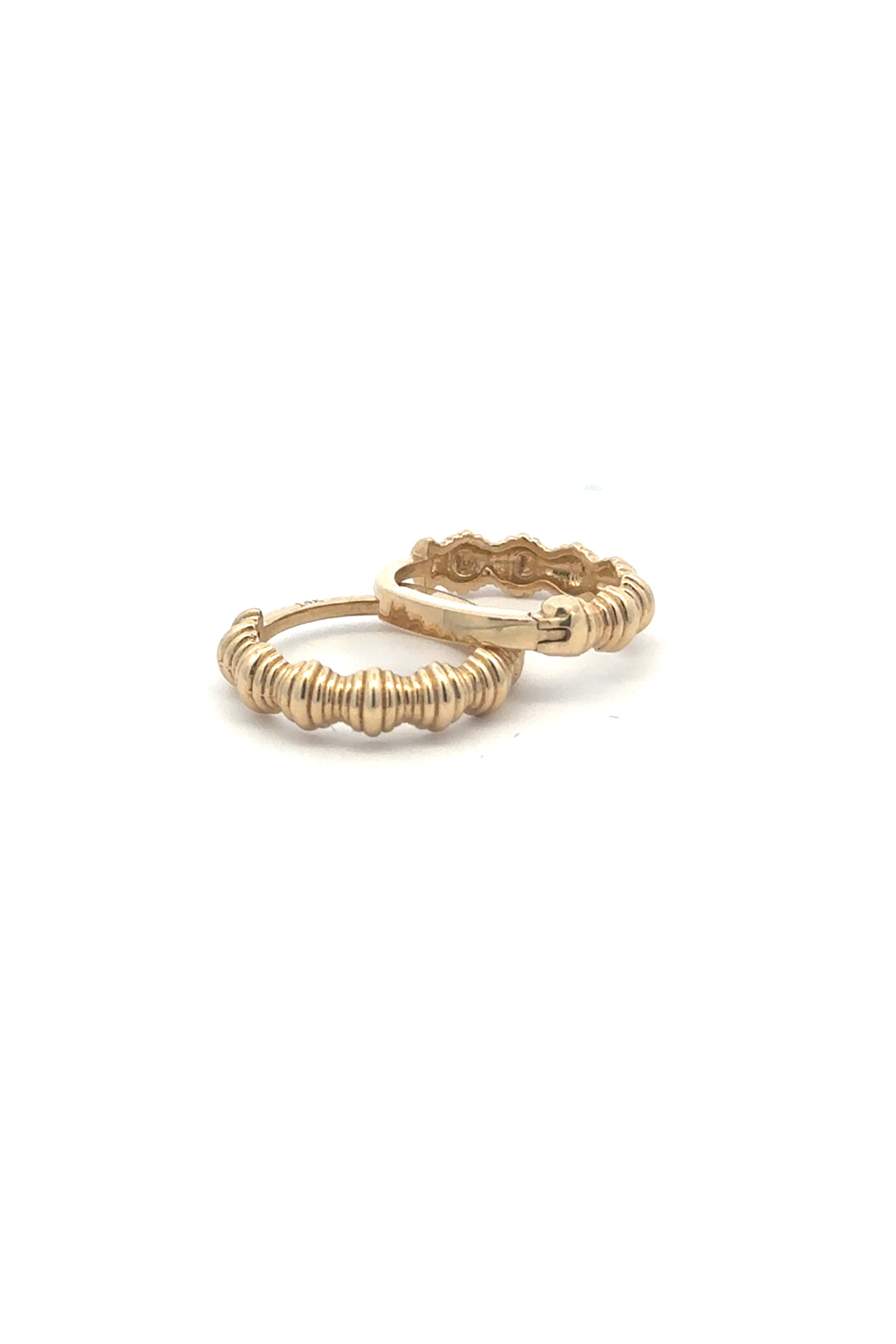 Aros textura Oro Amarillo 14k