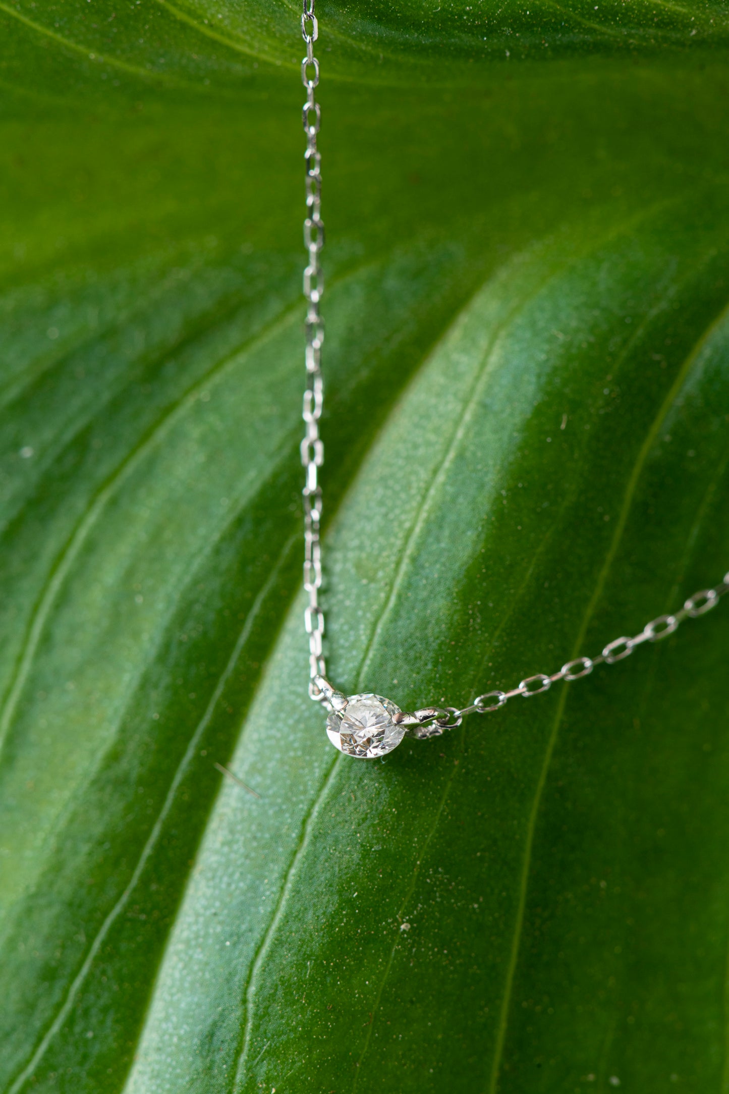 Collar Punto de Luz Diamante 0.07ct Invisible