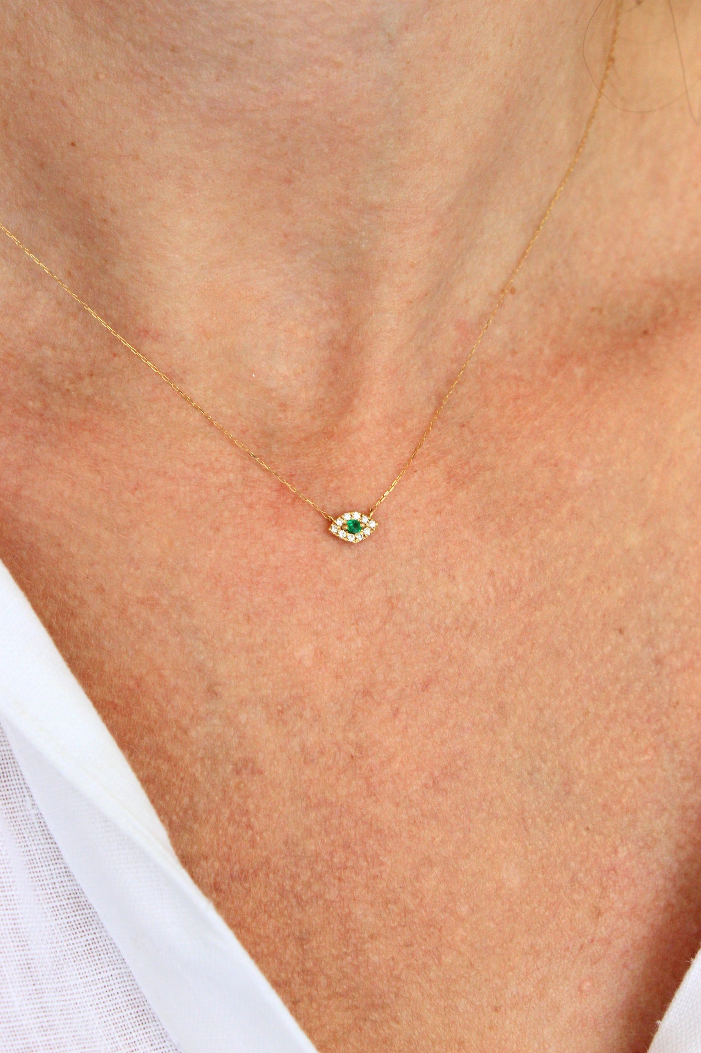 Collar Ojito Esmeralda y Diamantes