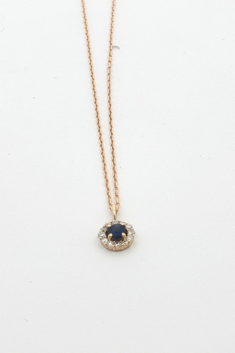 Collar Zafiro Azul y Diamantes