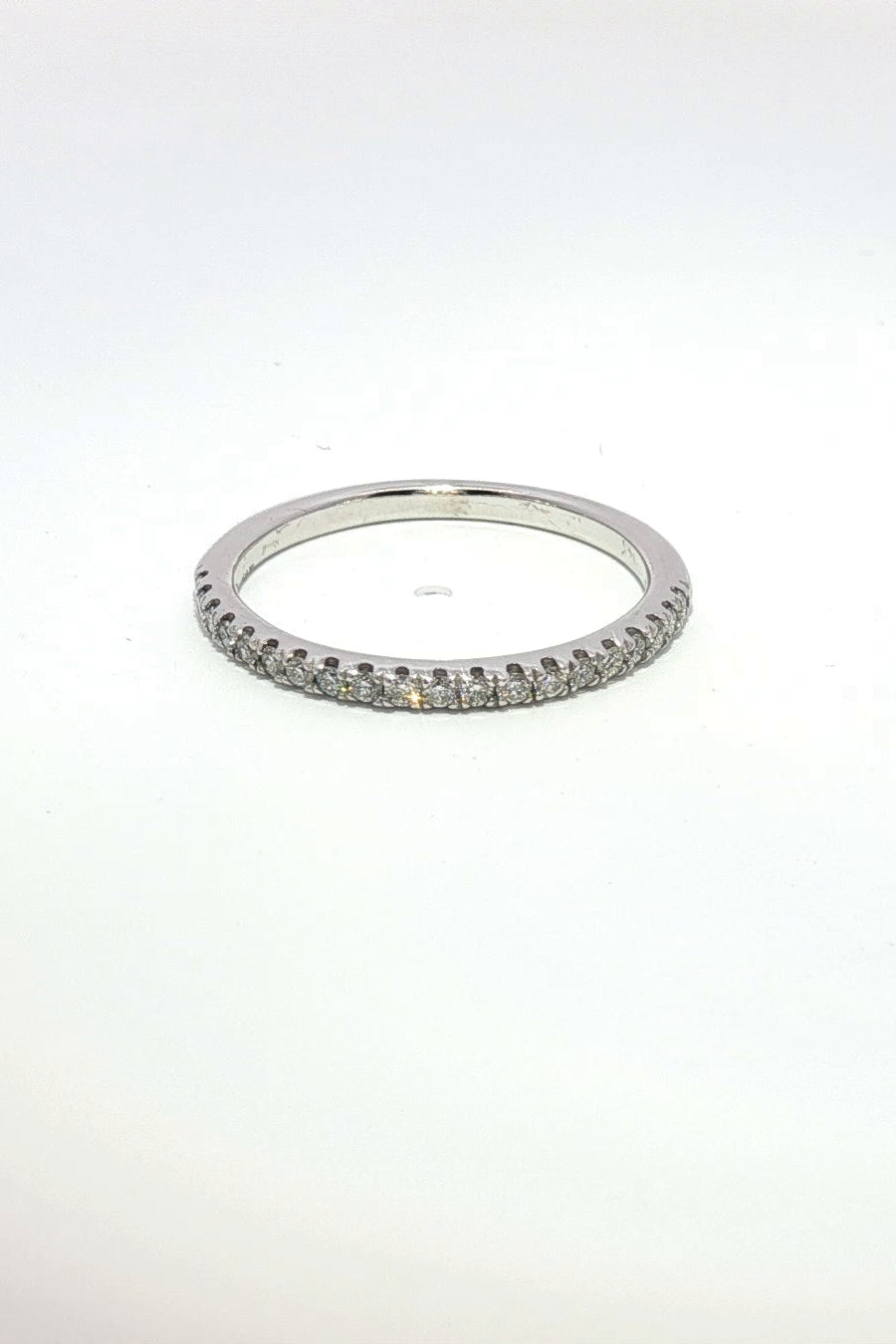 Anillo Cintillo Grifas 0.20ct
