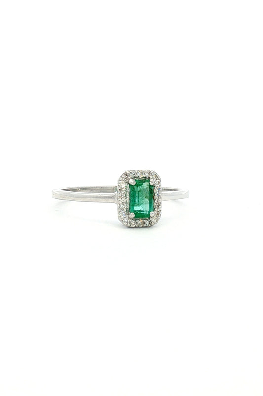 Anillo Halo Esmeralda y Diamantes