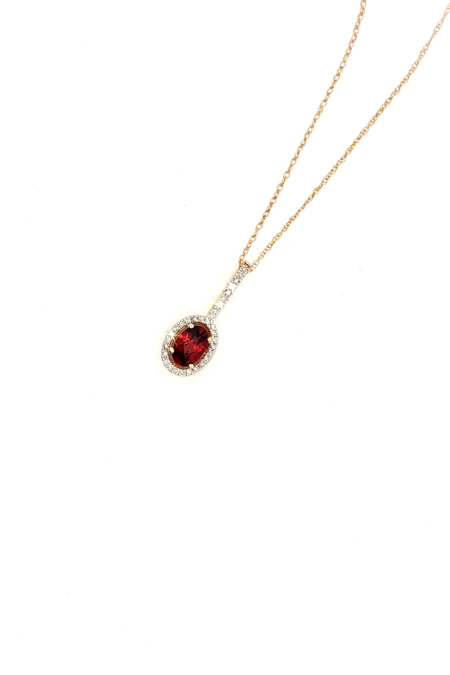 Collar Granate y Diamantes