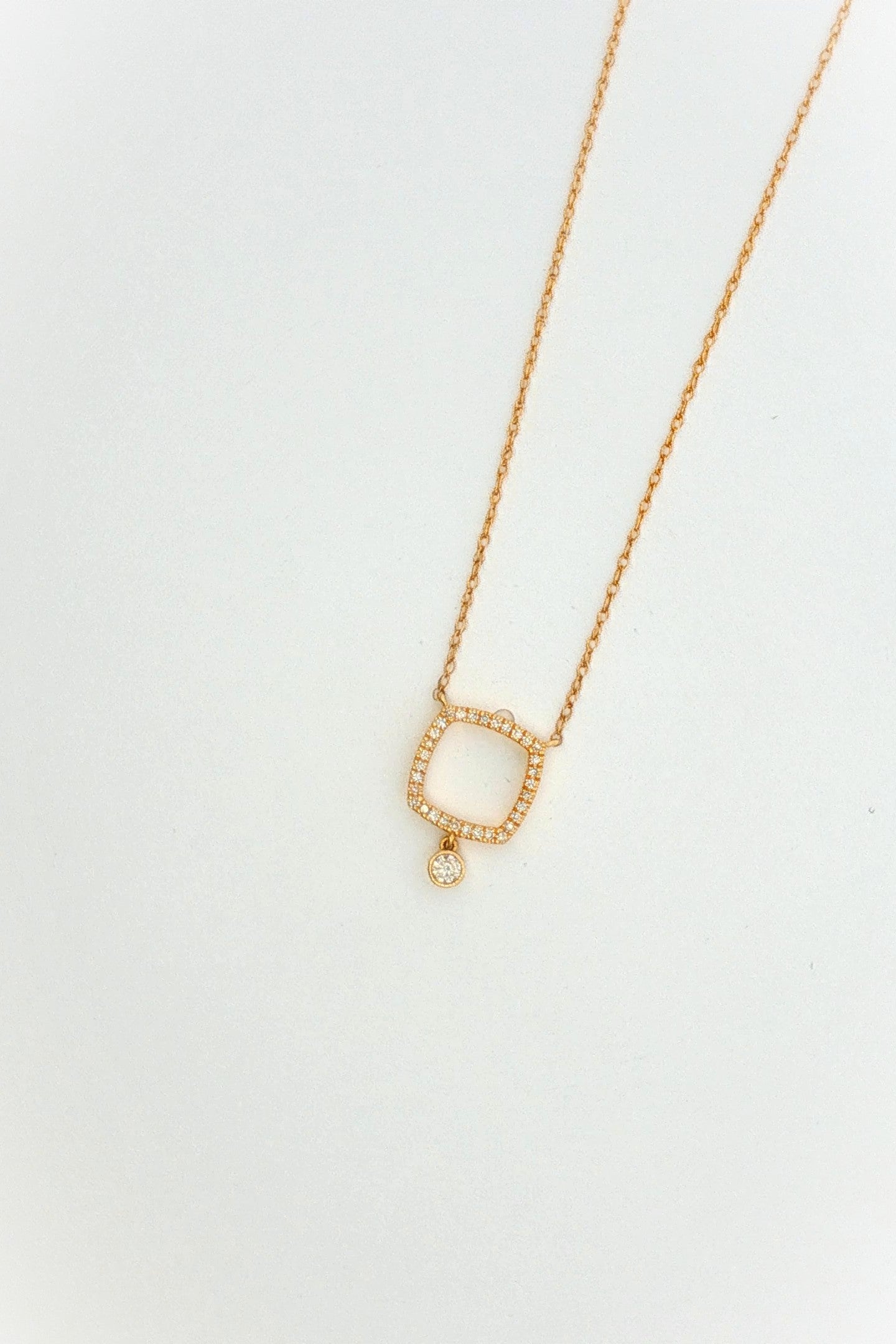 Collar Punto de Luz Colgante