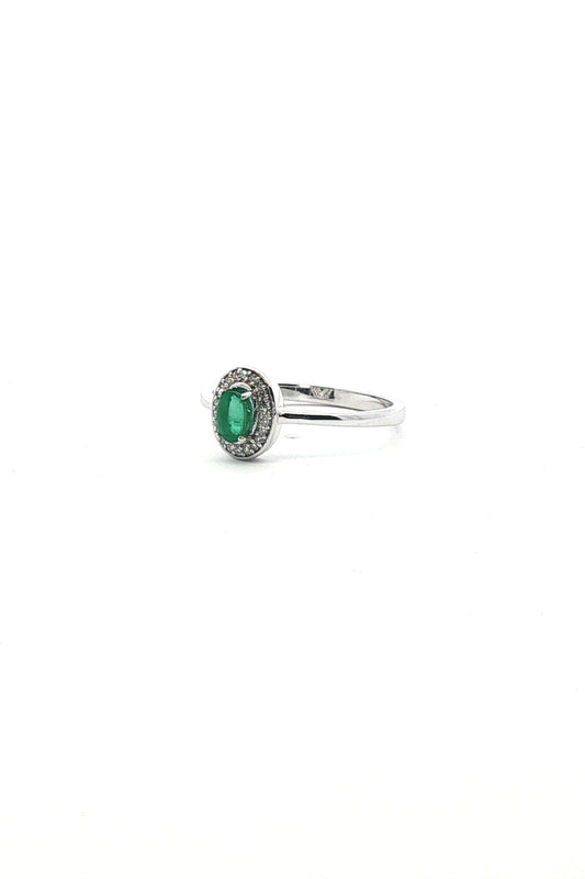 Anillo Esmeralda Oval Halo de Diamantes