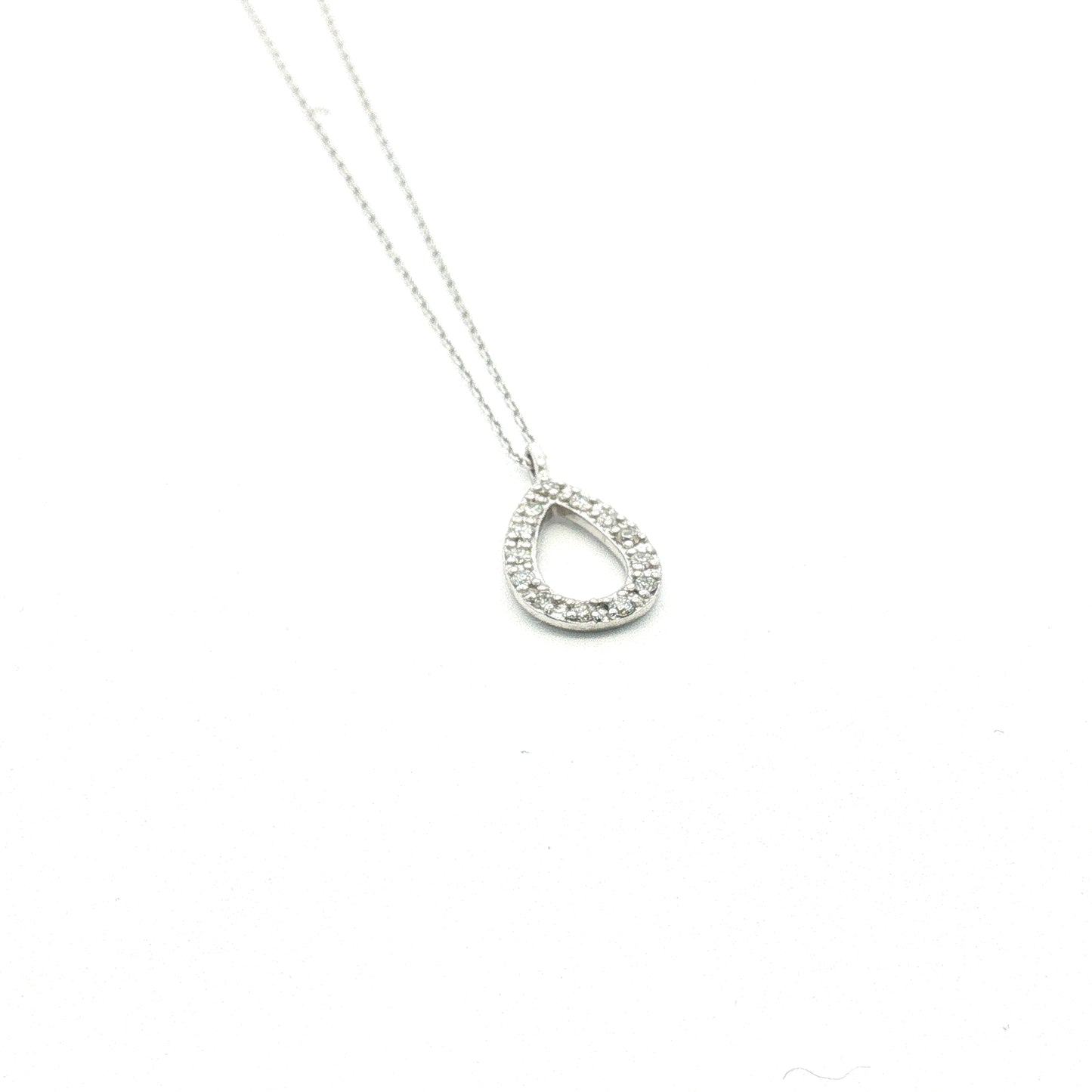 Collar de Oro Blanco con Colgante Gota Abierta de Diamantes