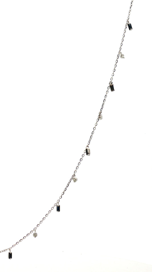 Collar Estaciones Colgantes Zafiro Azul y Diamantes Baguette