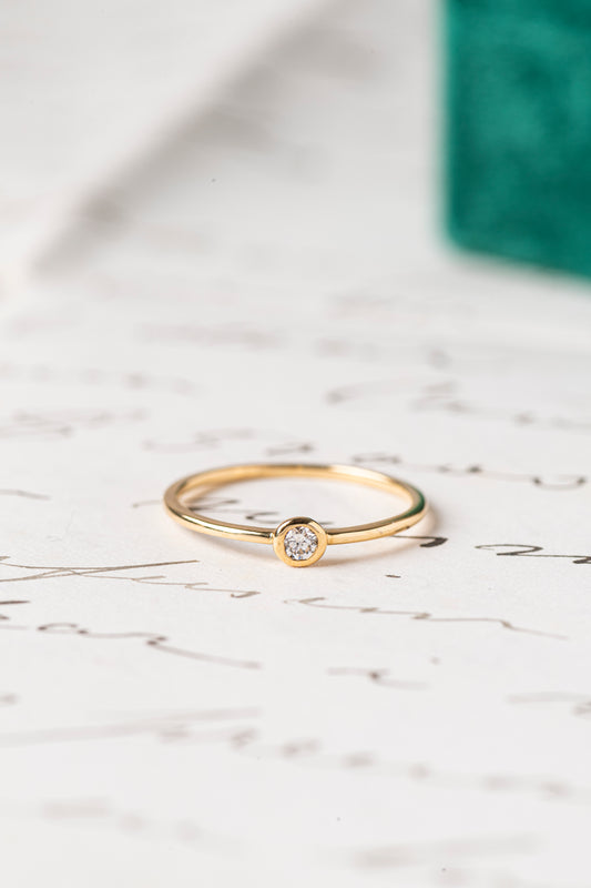 Anillo Solitario Bisel 0.11ct
