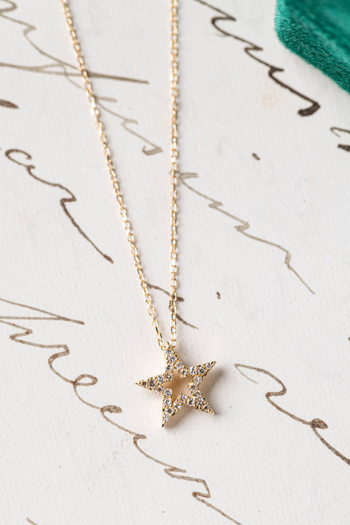 Collar Estrella Diamantes Borde