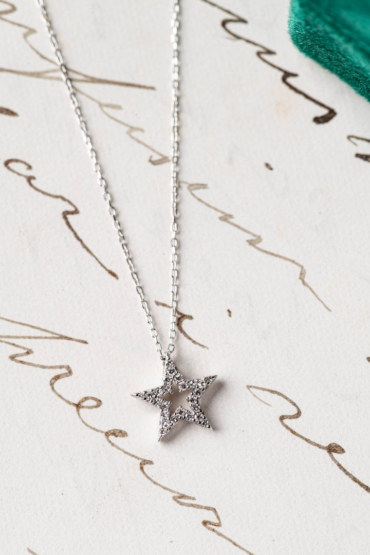 Collar Estrella Diamantes Borde