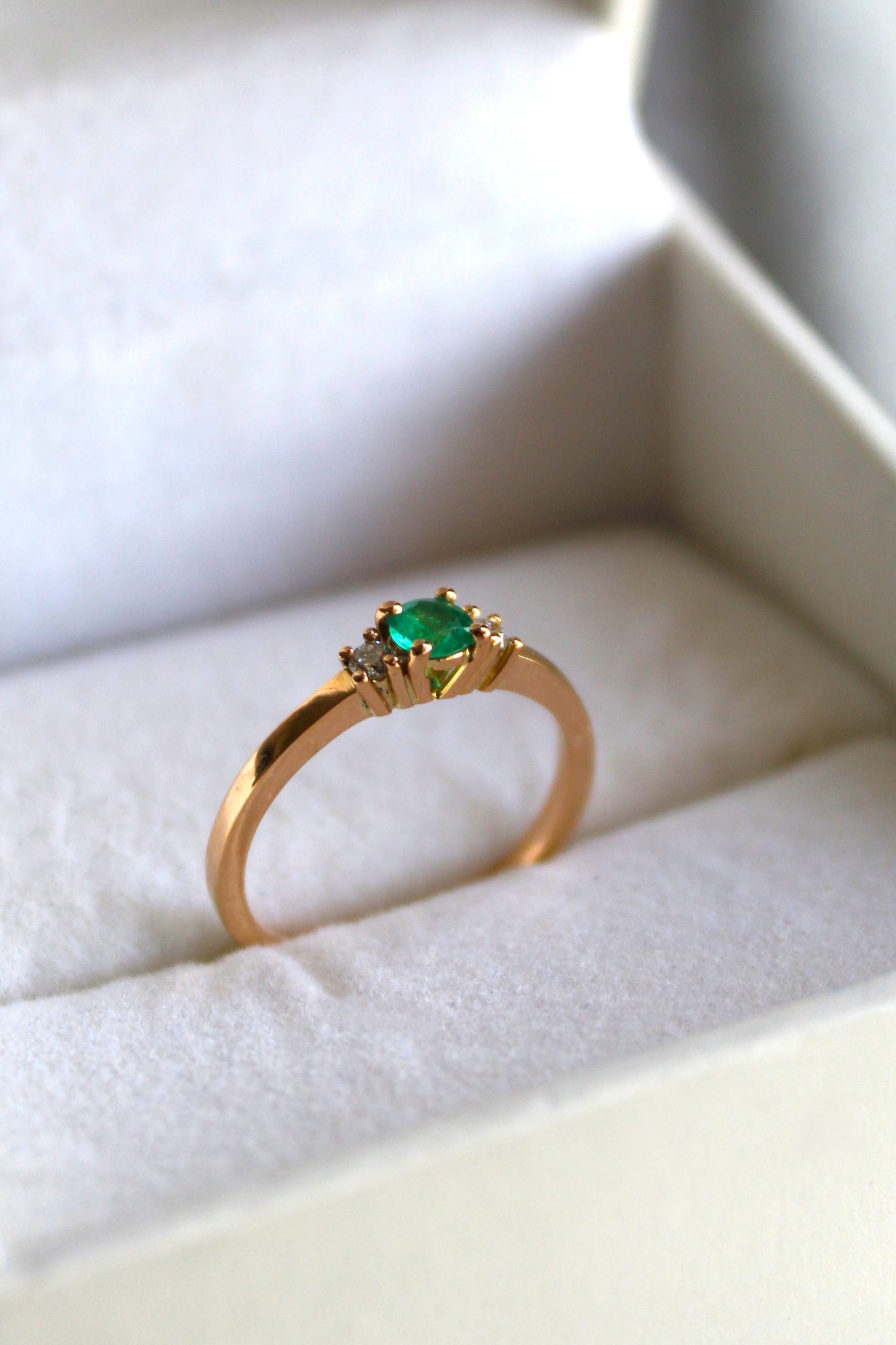 Anillo Tricillo Esmeralda