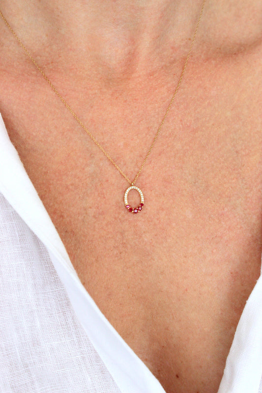 Collar Ovalo Diamantes y Rubíes