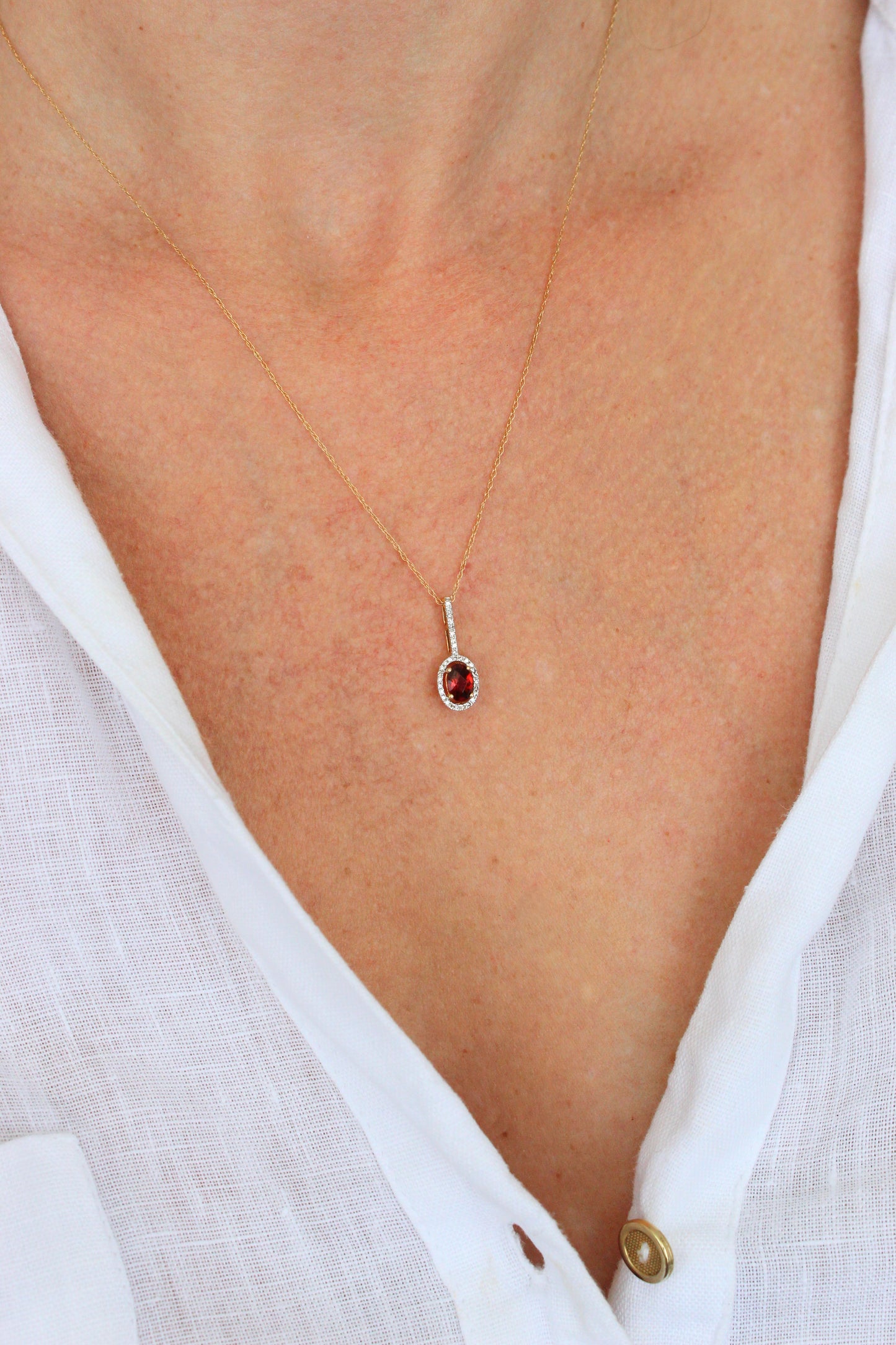 Collar Granate y Diamantes