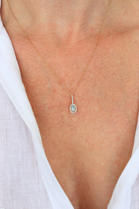 Collar Aguamarina y Diamantes