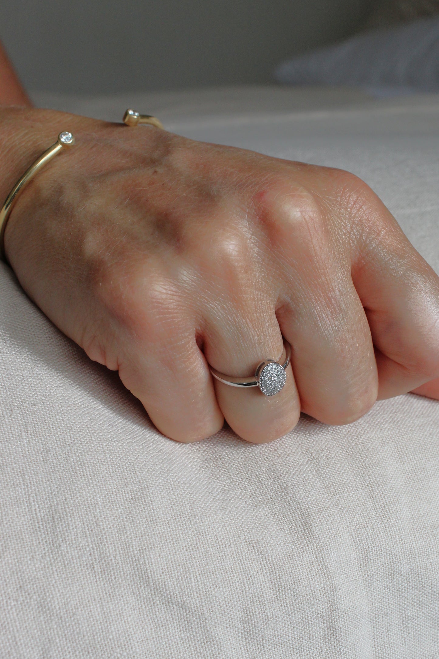 Anillo Oval Pavé Diamantes
