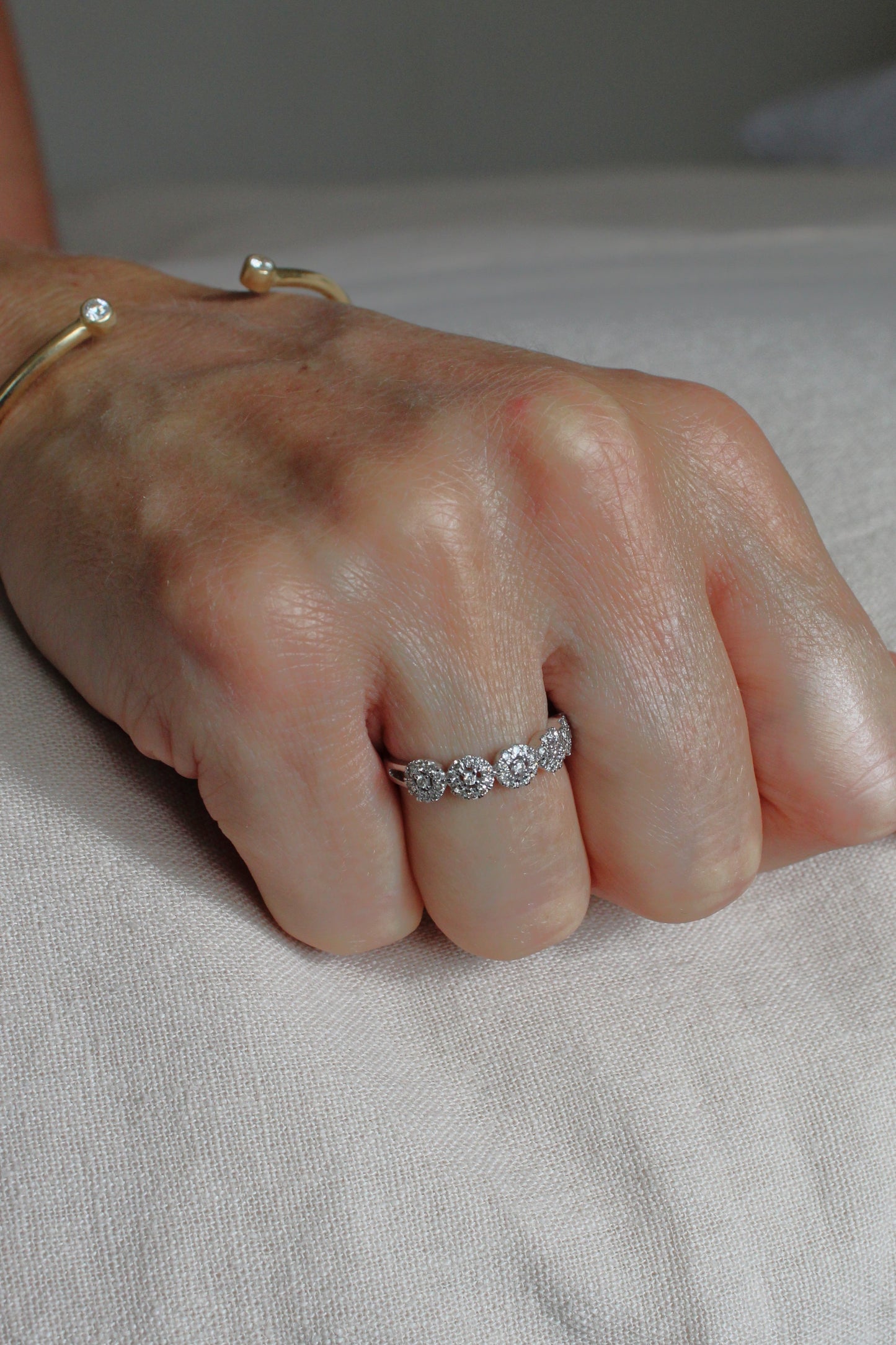 Anillo Quintillo Halo Diamantes