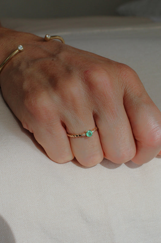 Anillo Solitario Esmeralda