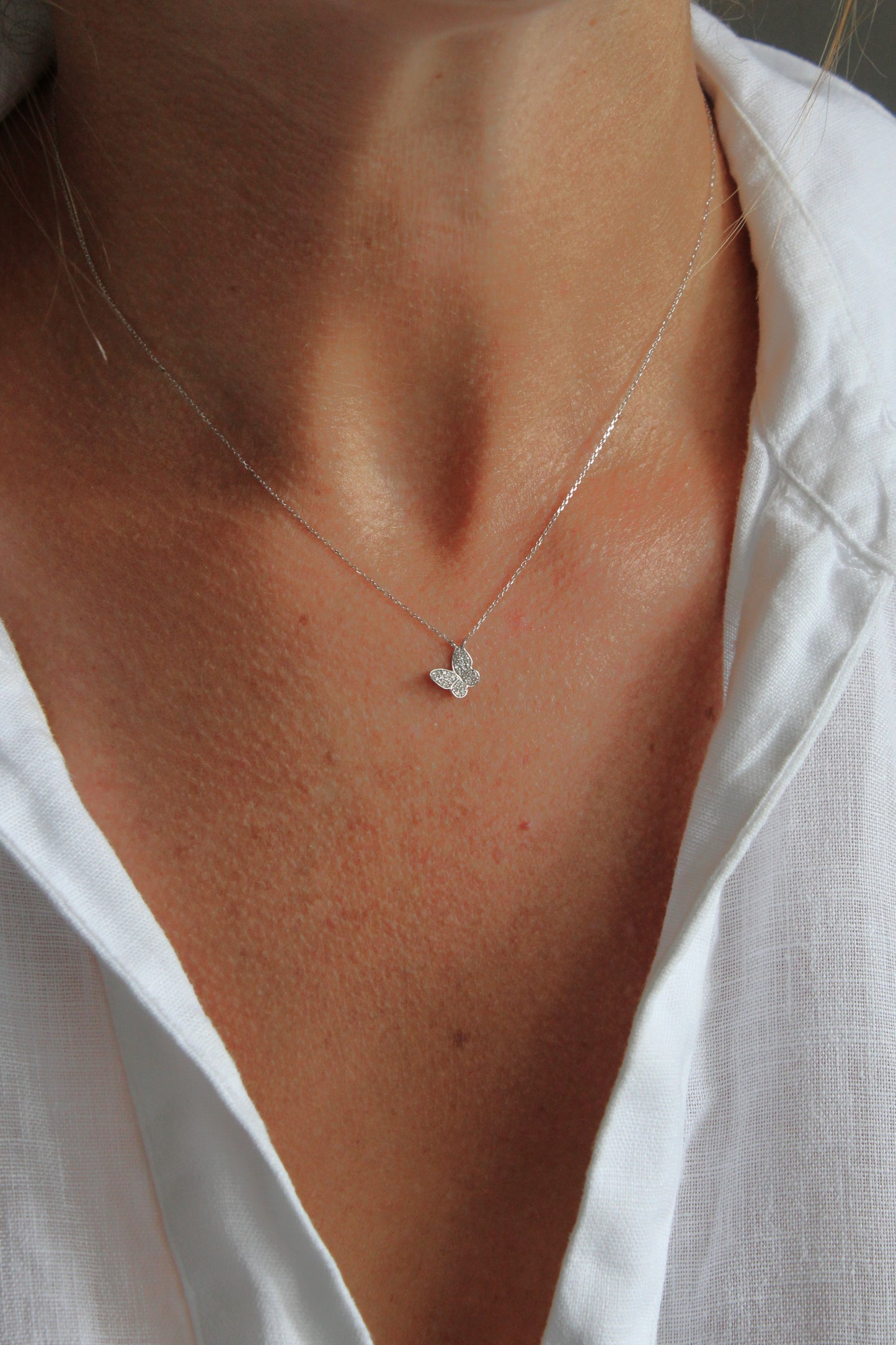 Collar Mariposa Flotante Diamantes