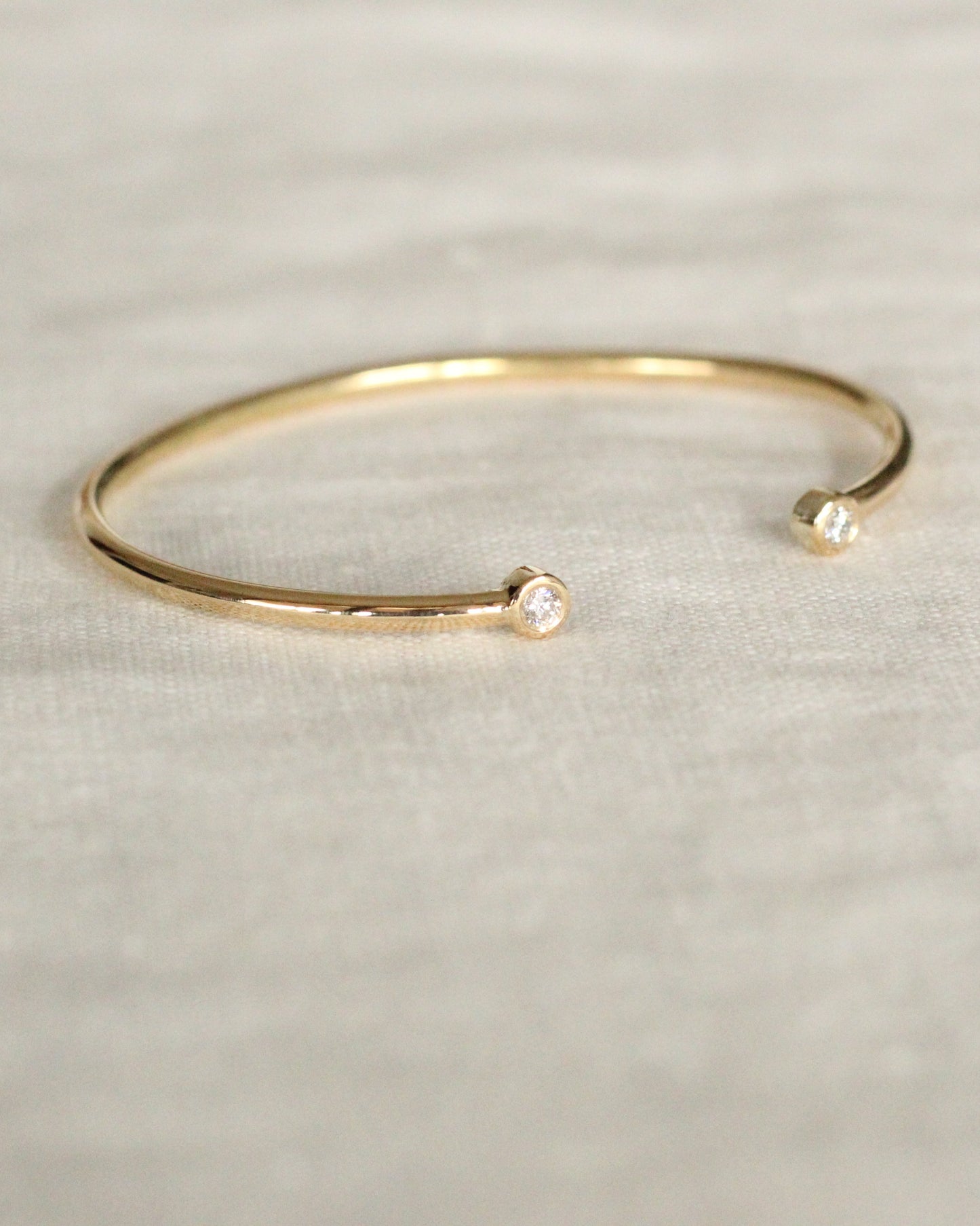 Pulsera Esclava Oro y Diamantes Bisel