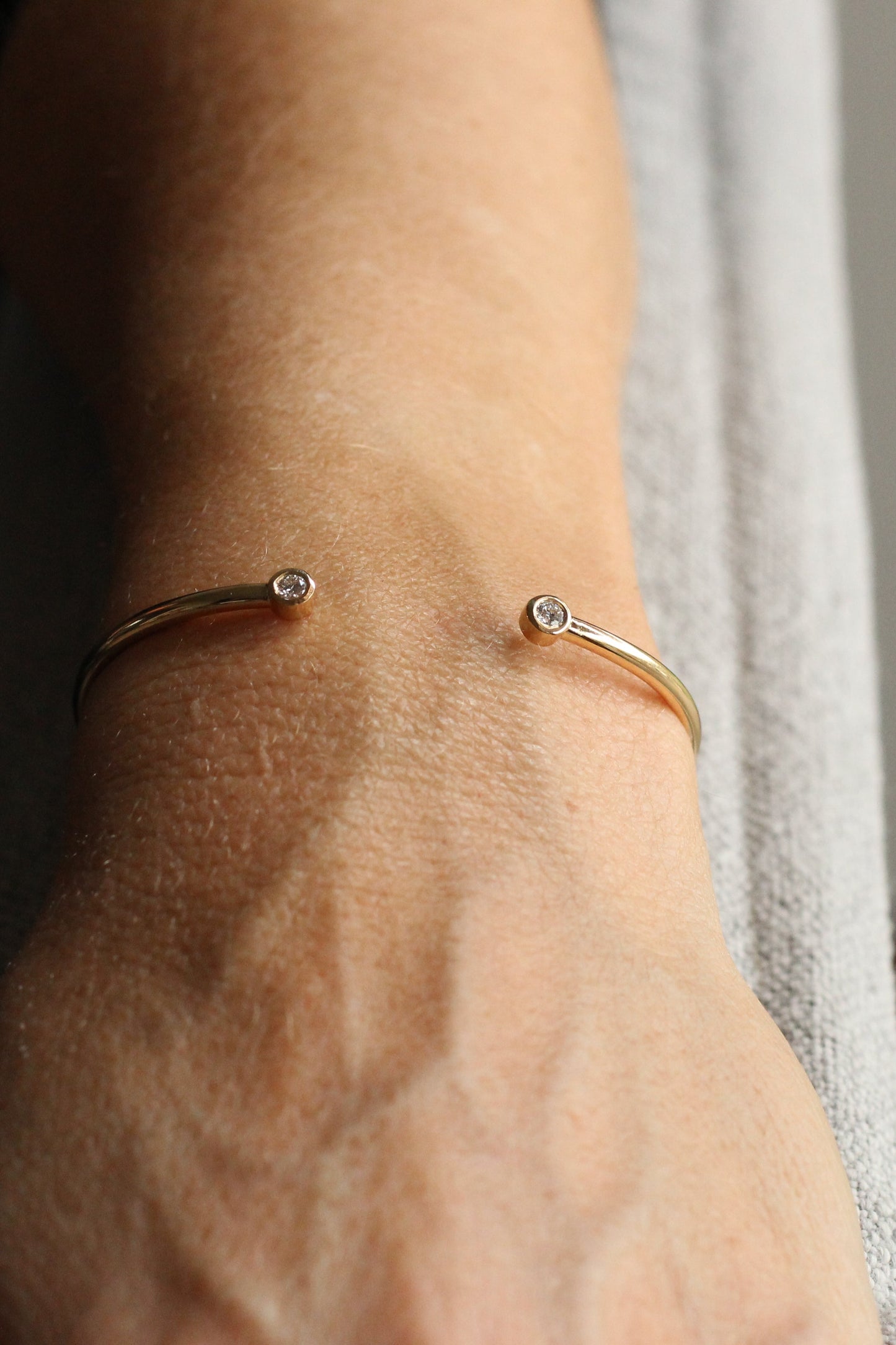 Pulsera Esclava Oro y Diamantes Bisel