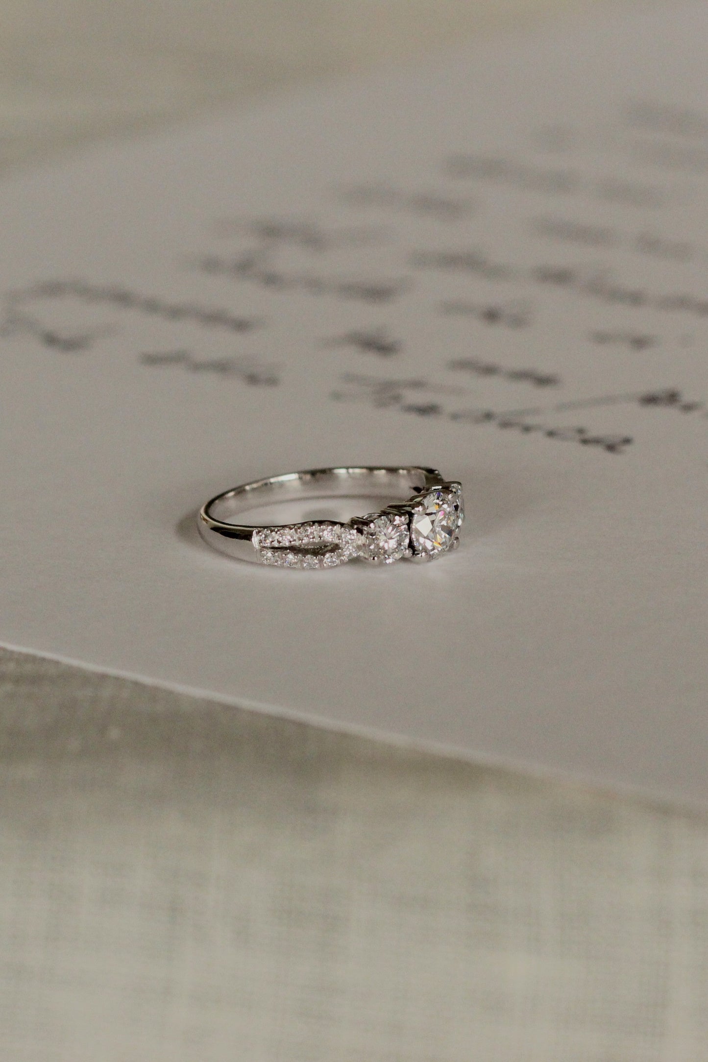 Anillo Tricillo Diamantes Lab