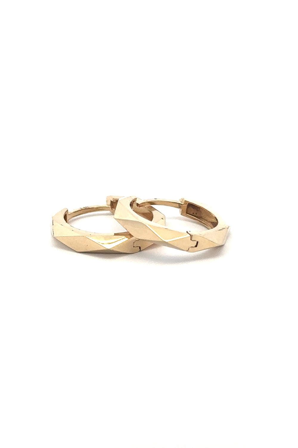 Aros de Oro, figura geométrica