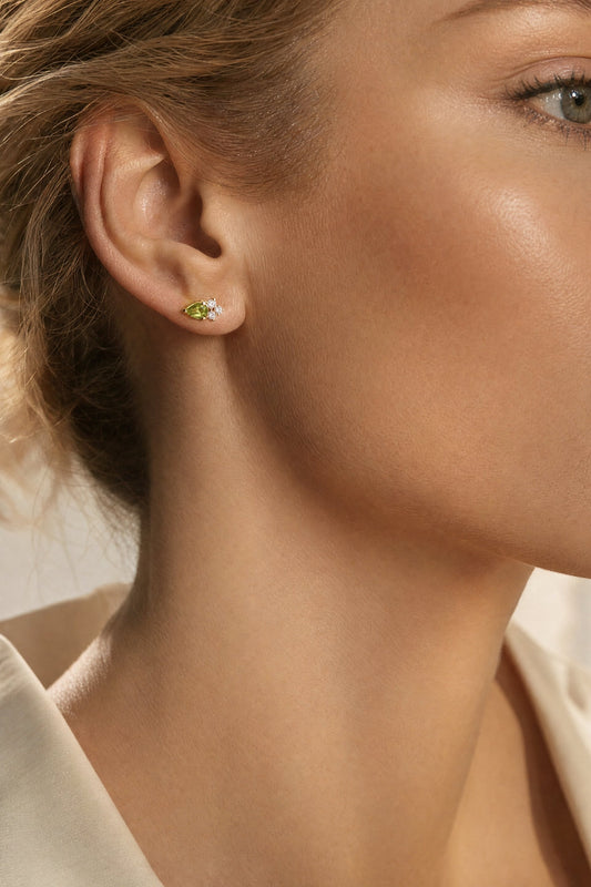 Aros Peridoto Corte Pera y Diamantes
