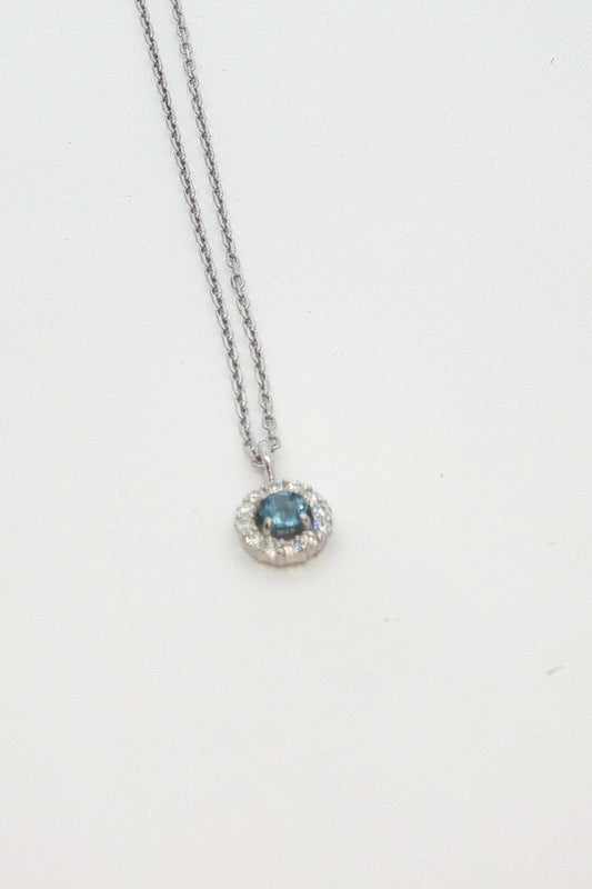 Collar Aguamarina con Halo de Diamantes
