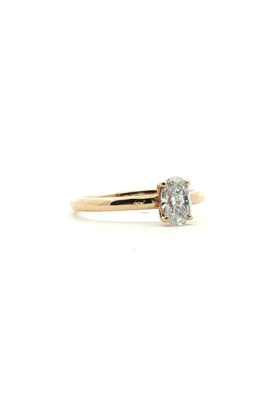Anillo Solitario de OA Diamante Oval
