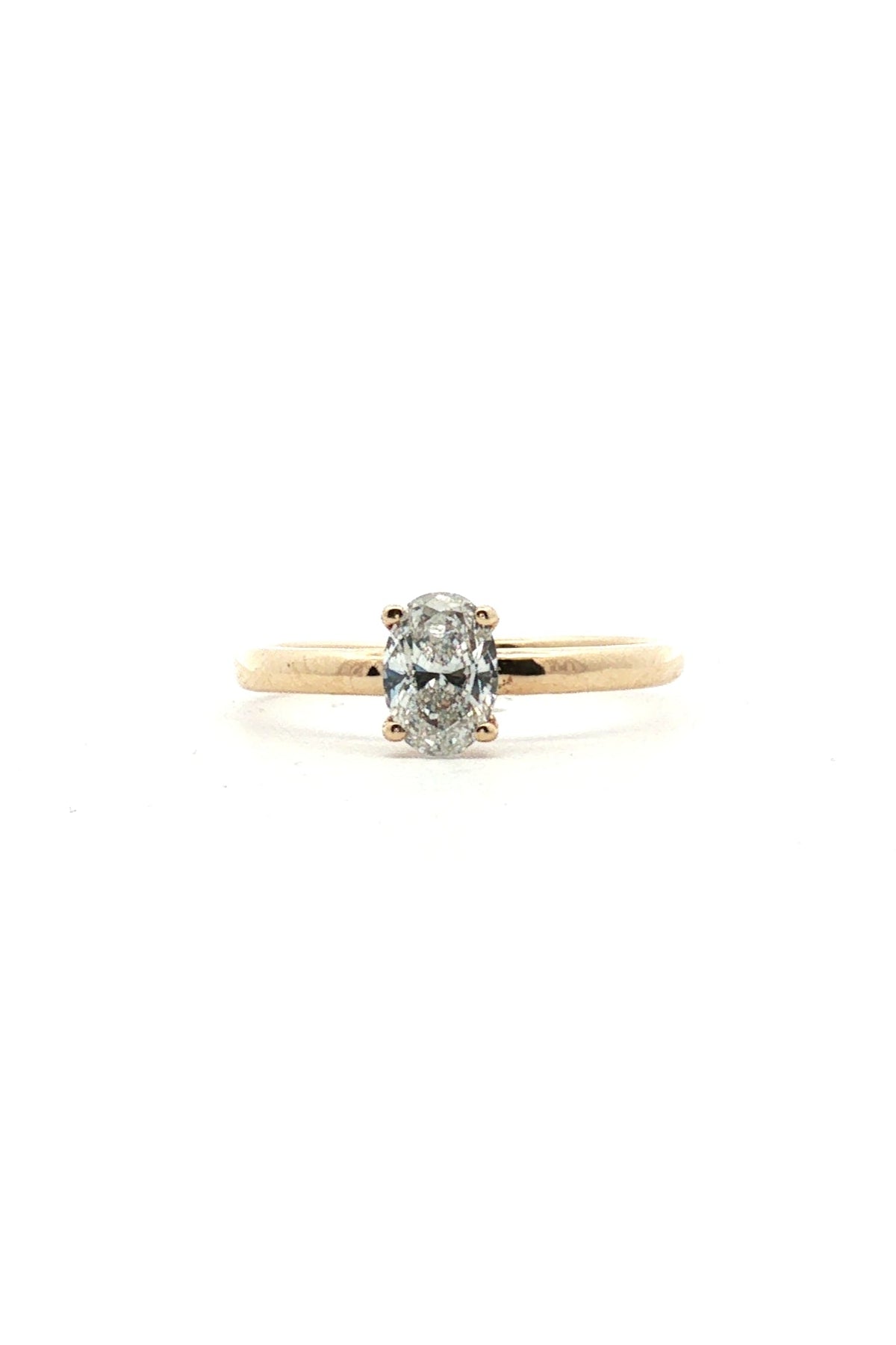 Anillo Solitario de OA Diamante Oval