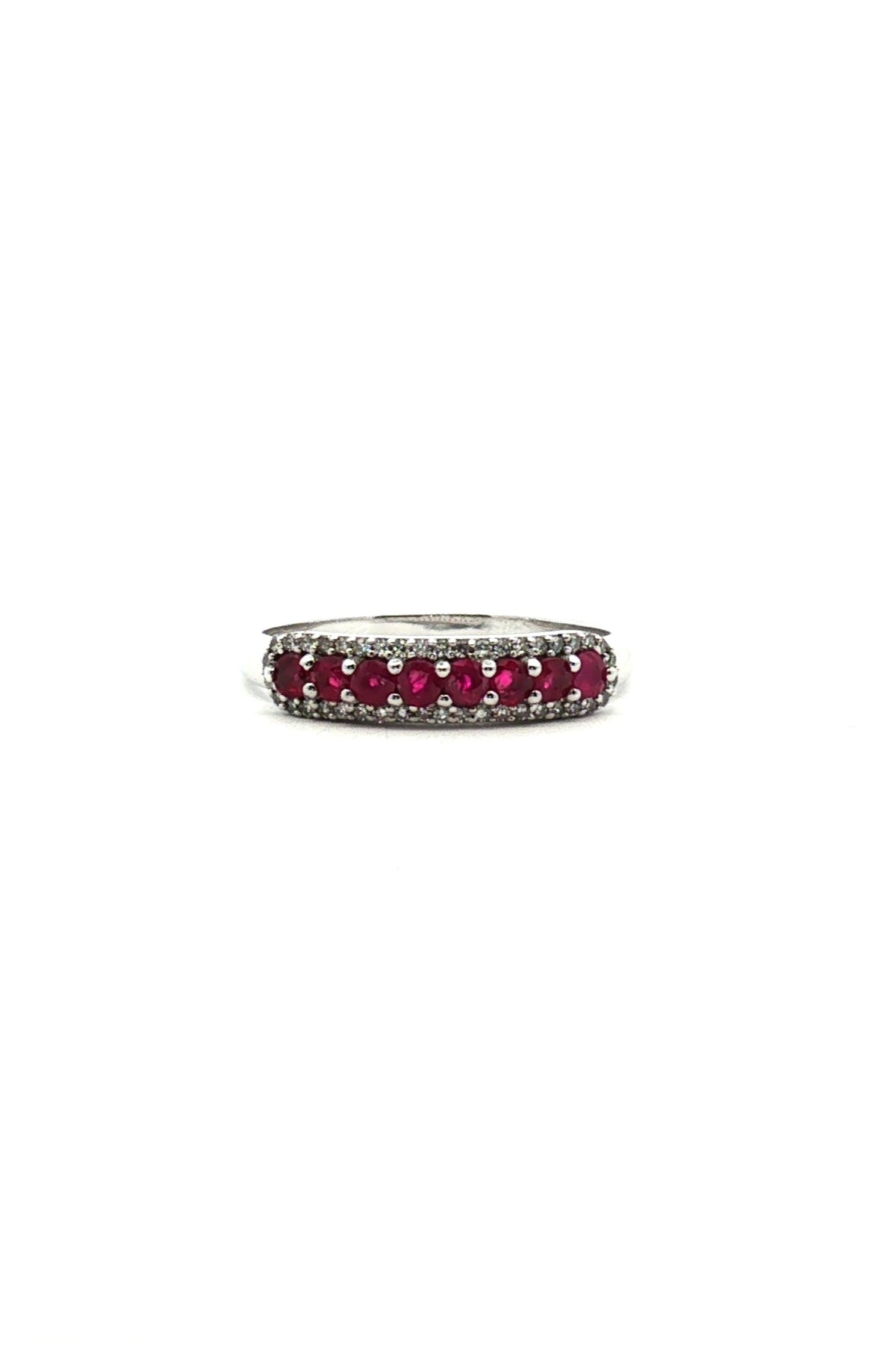 Anillo Cintillo Rubi y Diamantes