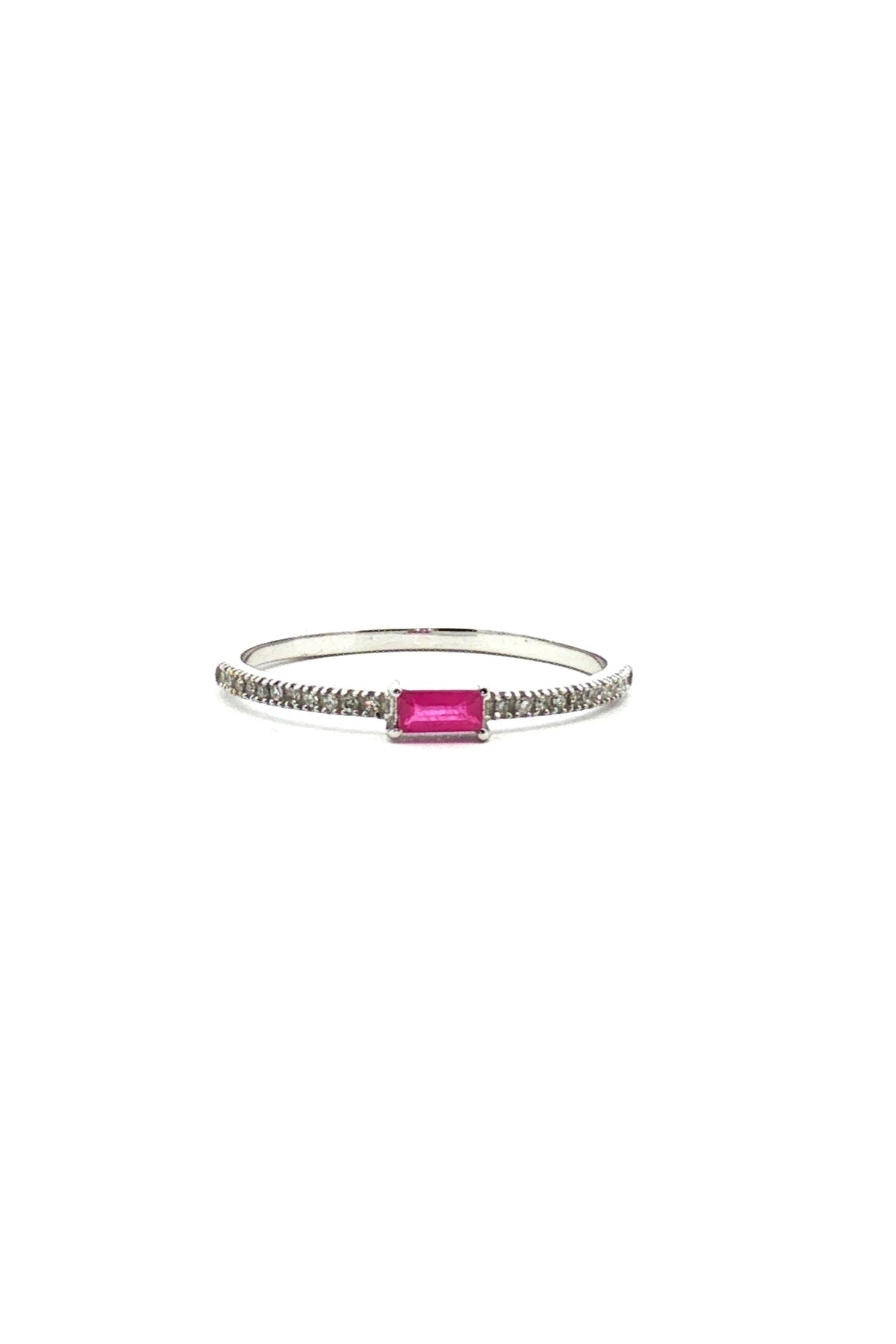 Anillo Solitario Ruby y Diamantes