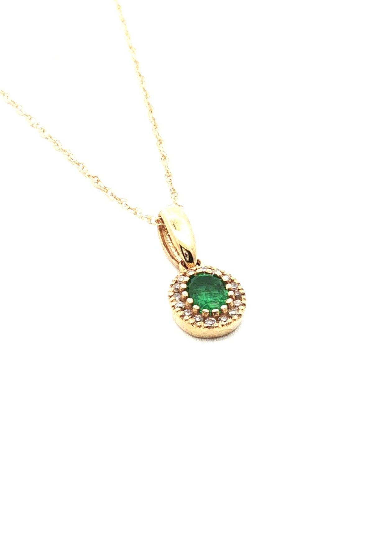 Collar Esmeralda Halo Diamantes