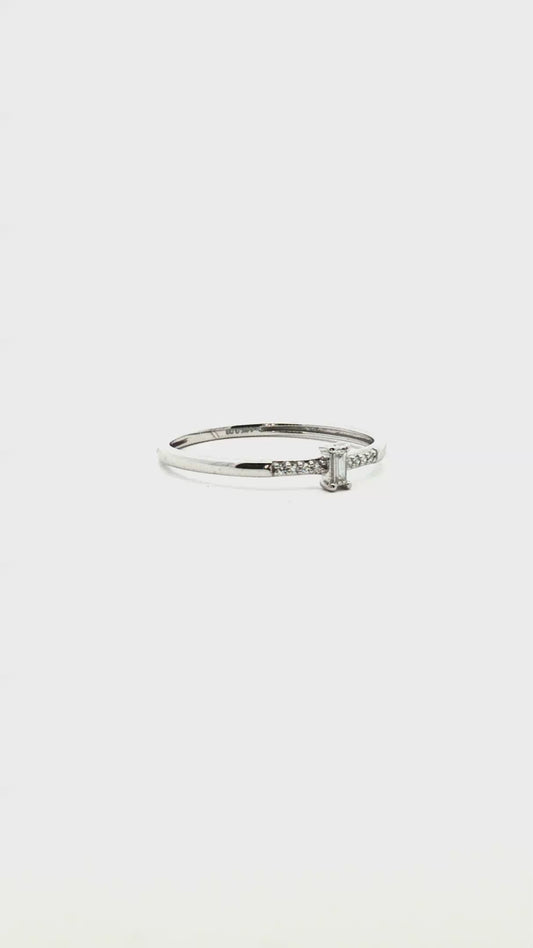 Anillo Solitario Mini Baguette Grifa